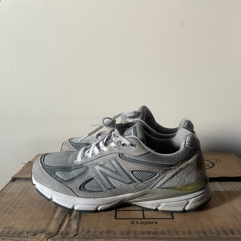 New Balance 990v4 size 6
